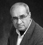 Крум Гергицов за книгата „Запленени от сцената“