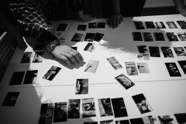 Фотографска академия BECA отбелязва 5 години от създаването си с колективна изложба “КАРАКОНДЖУЛ”