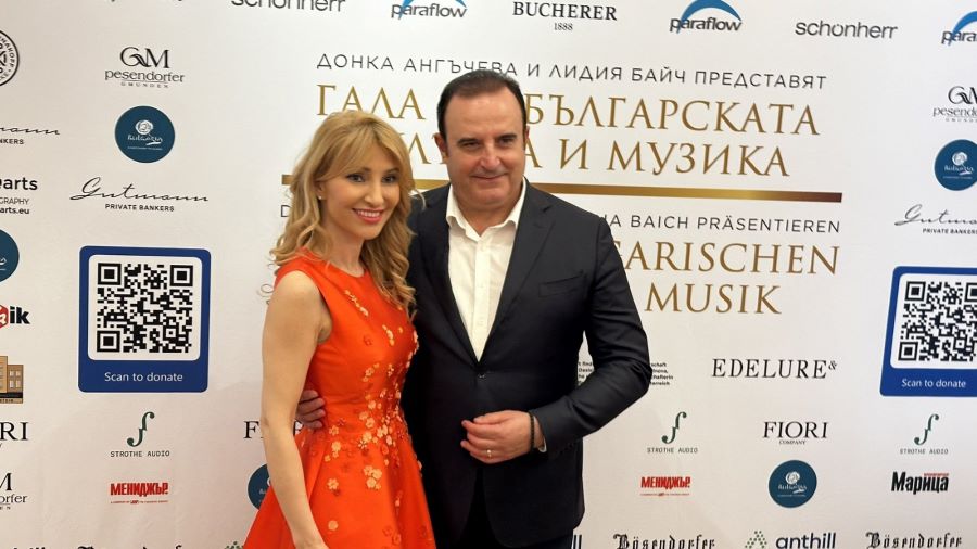 Българите във Виена пяха с Марио Николов „Хубава си, моя горо“ на галаконцерта в Музикферайн